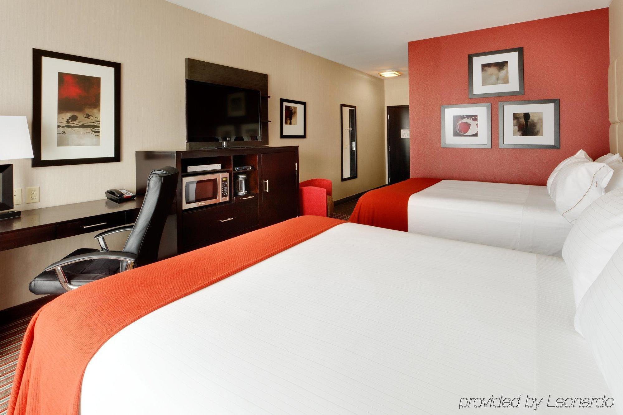 Holiday Inn Express & Suites Northeast By Ihg York Chambre photo
